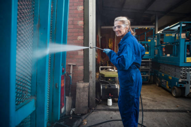 Best Factory Floor Cleaning  in Moriarty, NM